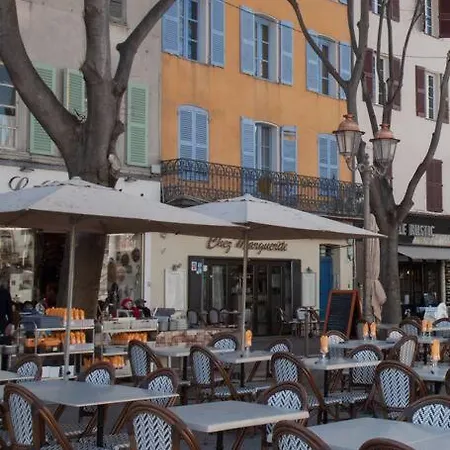 Charming Flat 3 Ppl Center Of Town Wi-fi, Ac, New *