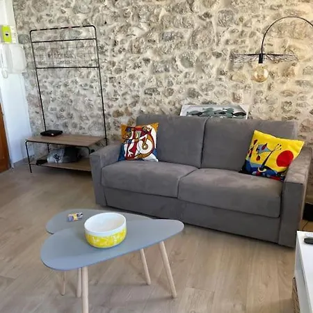 公寓 Charming Flat 3 Ppl Center Of Town Wi-fi, Ac, New *