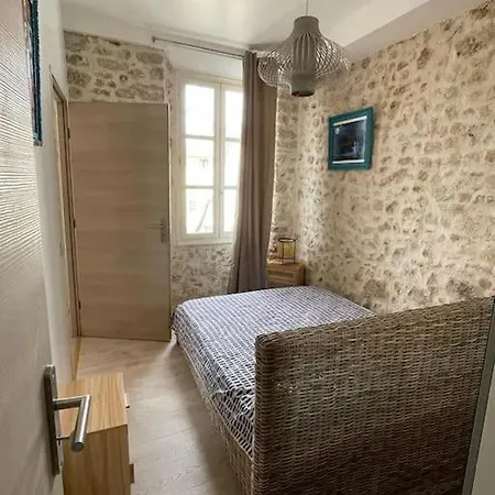 公寓 Charming Flat 3 Ppl Center Of Town Wi-fi, Ac, New *